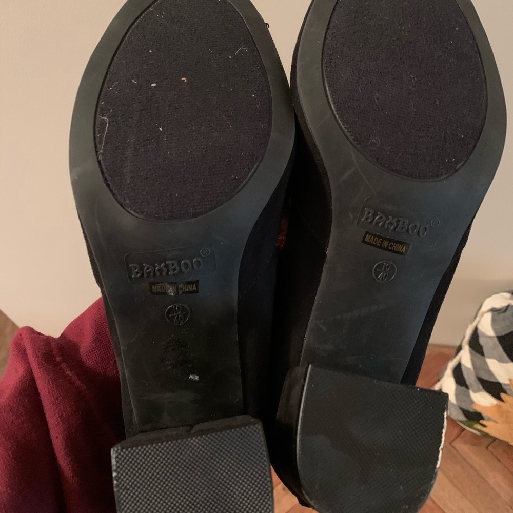 Cut-Out Booties - Picture 5 of 5